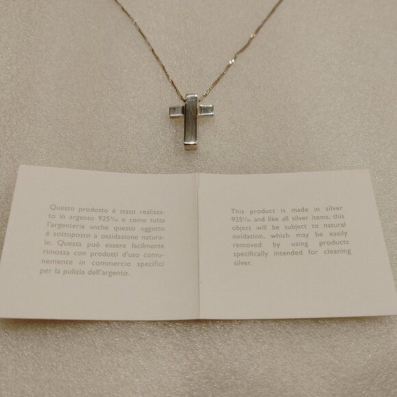 Made In Italy, GUCCI Sterling Silver Cross Necklace with pouch and box - UNISEX - Picture 2 of 16